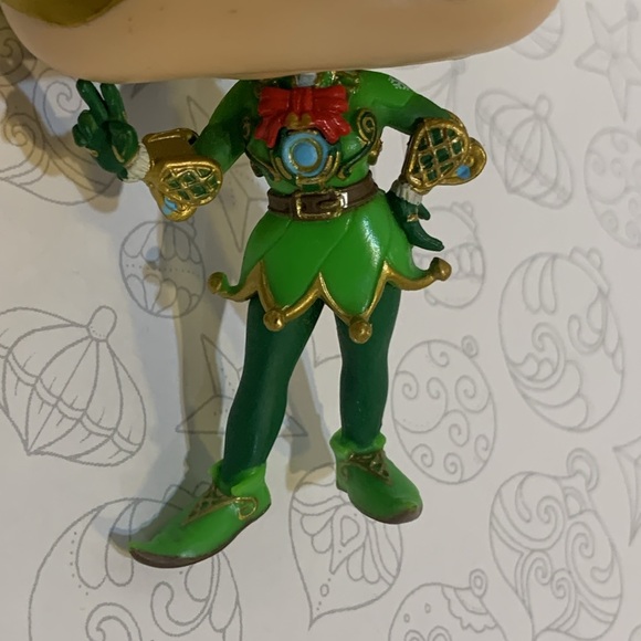 Funko Christmas Tracer 424 Overwatch Games Figure - Picture 8 of 9